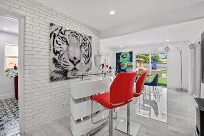 449 SW 4th Avenue, Boynton Beach, FL 33435 - Photo 14