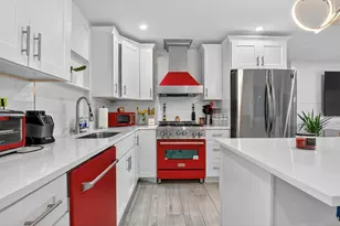 449 SW 4th Ave, Boynton Beach, FL 33435 - Photo 10