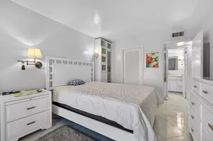 114 Somerset F, West Palm Beach, FL 33417 - Photo 26