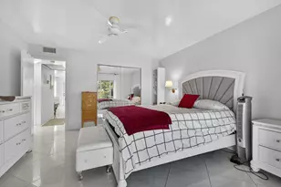 114 Somerset F, West Palm Beach, FL 33417 - Photo 20