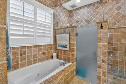 9946 Coronado Lake Drive, Boynton Beach, FL 33437 - Photo 32