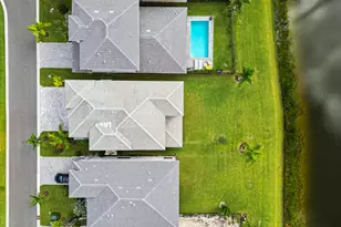 8258 Essex Country Clb Dr, Boca Raton, FL 33434 - Photo 66