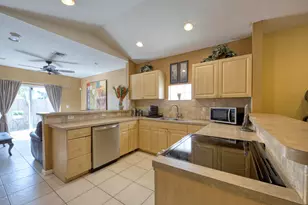 416 Circle Dr S, Boynton Beach, FL 33435 - Photo 6