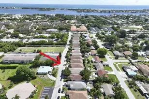 416 Circle Dr S, Boynton Beach, FL 33435 - Photo 22