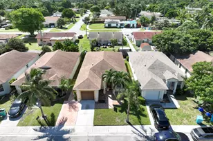 416 Circle Dr S, Boynton Beach, FL 33435 - Photo 18