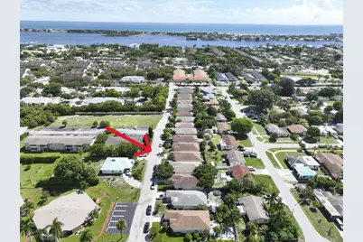 416 Circle Drive S, Boynton Beach, FL 33435 - Photo 20