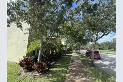 2527 SE Ruskin Drive, Port Saint Lucie, FL 34952 - Photo 10