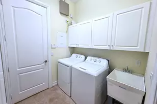 1825 Bridgepointe Cir, Vero Beach, FL 32967 - Photo 22