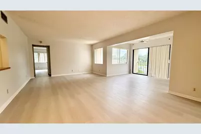 4857 Sable Pine Circle #D2, West Palm Beach, FL 33417 - Photo 2