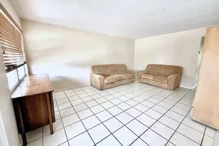 2002 Ellsemere A, Deerfield Beach, FL 33442 - Photo 6