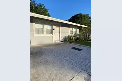 312 N 27th Street, Fort Pierce, FL 34947 - Photo 1