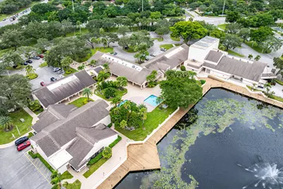 2216 Seagrape Circle, Pompano Beach, FL 33066 - Photo 36