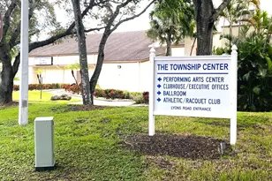 2216 Seagrape Cir, Pompano Beach, FL 33066 - Photo 26