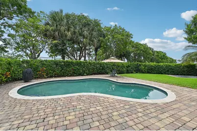 553 Gazetta Way, West Palm Beach, FL 33413 - Photo 58