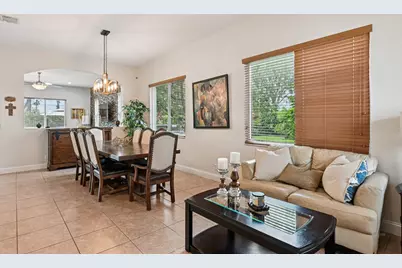 553 Gazetta Way, West Palm Beach, FL 33413 - Photo 6