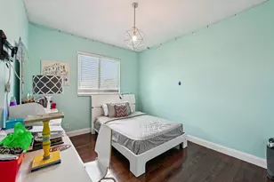 553 Gazetta Way, West Palm Beach, FL 33413 - Photo 24