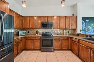 553 Gazetta Way, West Palm Beach, FL 33413 - Photo 14