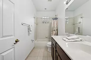553 Gazetta Way, West Palm Beach, FL 33413 - Photo 32