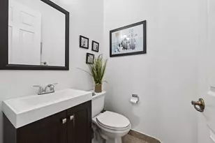 553 Gazetta Way, West Palm Beach, FL 33413 - Photo 18