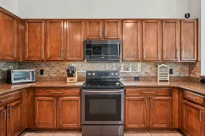 553 Gazetta Way, West Palm Beach, FL 33413 - Photo 16