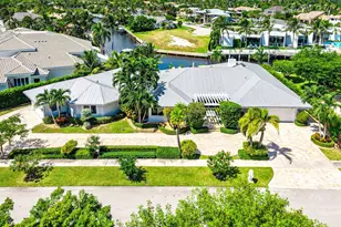 7425 NE Bay Cove Ct, Boca Raton, FL 33487 - Photo 1