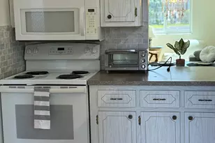 2616 Garden Dr N, Lake Worth, FL 33461 - Photo 4