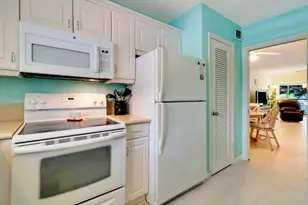 2 Westwood Ave, Tequesta, FL 33469 - Photo 12