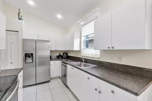 7123 Via Genova, Delray Beach, FL 33446 - Photo 12