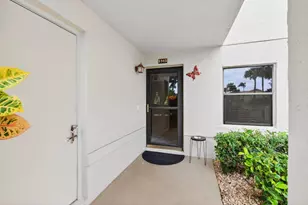 5945 Parkwalk Dr, Boynton Beach, FL 33472 - Photo 4