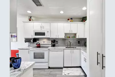 15 Stratford Drive #B, Boynton Beach, FL 33436 - Photo 18