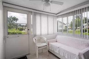 2832 W Crosley Dr, West Palm Beach, FL 33415 - Photo 10