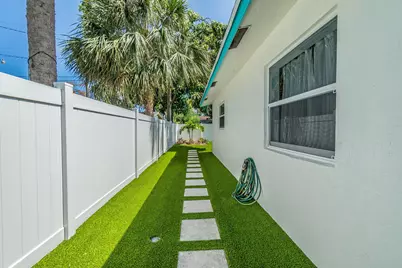 1332 Longwood Street, West Palm Beach, FL 33401 - Photo 26