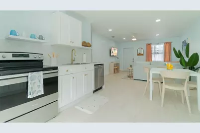 1332 Longwood Street, West Palm Beach, FL 33401 - Photo 10