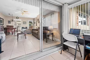 2822 Crosley Dr W, West Palm Beach, FL 33415 - Photo 6