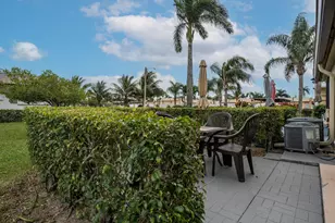 2822 Crosley Dr W, West Palm Beach, FL 33415 - Photo 24