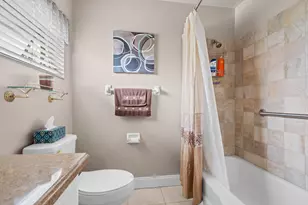 2822 Crosley Dr W, West Palm Beach, FL 33415 - Photo 16