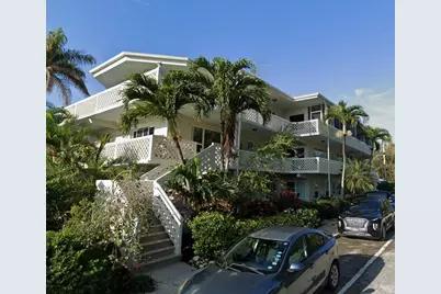 131 N Golfview Road #4, Lake Worth Beach, FL 33460 - Photo 1
