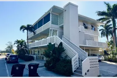 131 N Golfview Road #4, Lake Worth Beach, FL 33460 - Photo 4