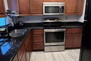 1524 SE Royal Green Cir, Port Saint Lucie, FL 34952 - Photo 4