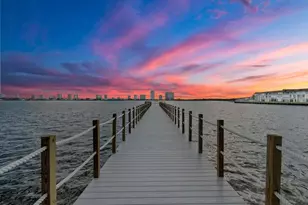 3040 Lake Shore Dr, West Palm Beach, FL 33404 - Photo 1