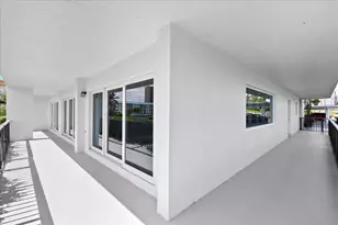 3040 Lake Shore Dr, Riviera Beach, FL 33404 - Photo 28