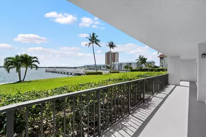 3040 Lake Shore Drive #101, West Palm Beach, FL 33404 - Photo 32