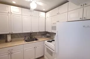 201 Coventry I, West Palm Beach, FL 33417 - Photo 6