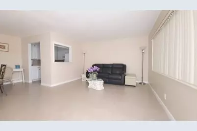 201 Coventry I, West Palm Beach, FL 33417 - Photo 1