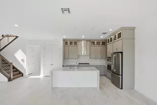 1016 Raleigh Way, Wellington, FL 33414 - Photo 4