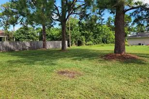 651 NW Sharpe St, Port Saint Lucie, FL 34983 - Photo 14