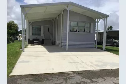 32 Flamenco Way, Port Saint Lucie, FL 34952 - Photo 1