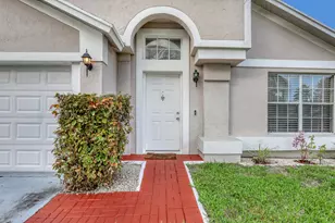 5135 Foxhall Pl, West Palm Beach, FL 33417 - Photo 4