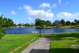 570 Laconia Cir, Lake Worth, FL 33467 - Photo 14