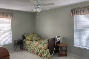 570 Laconia Cir, Lake Worth, FL 33467 - Photo 12